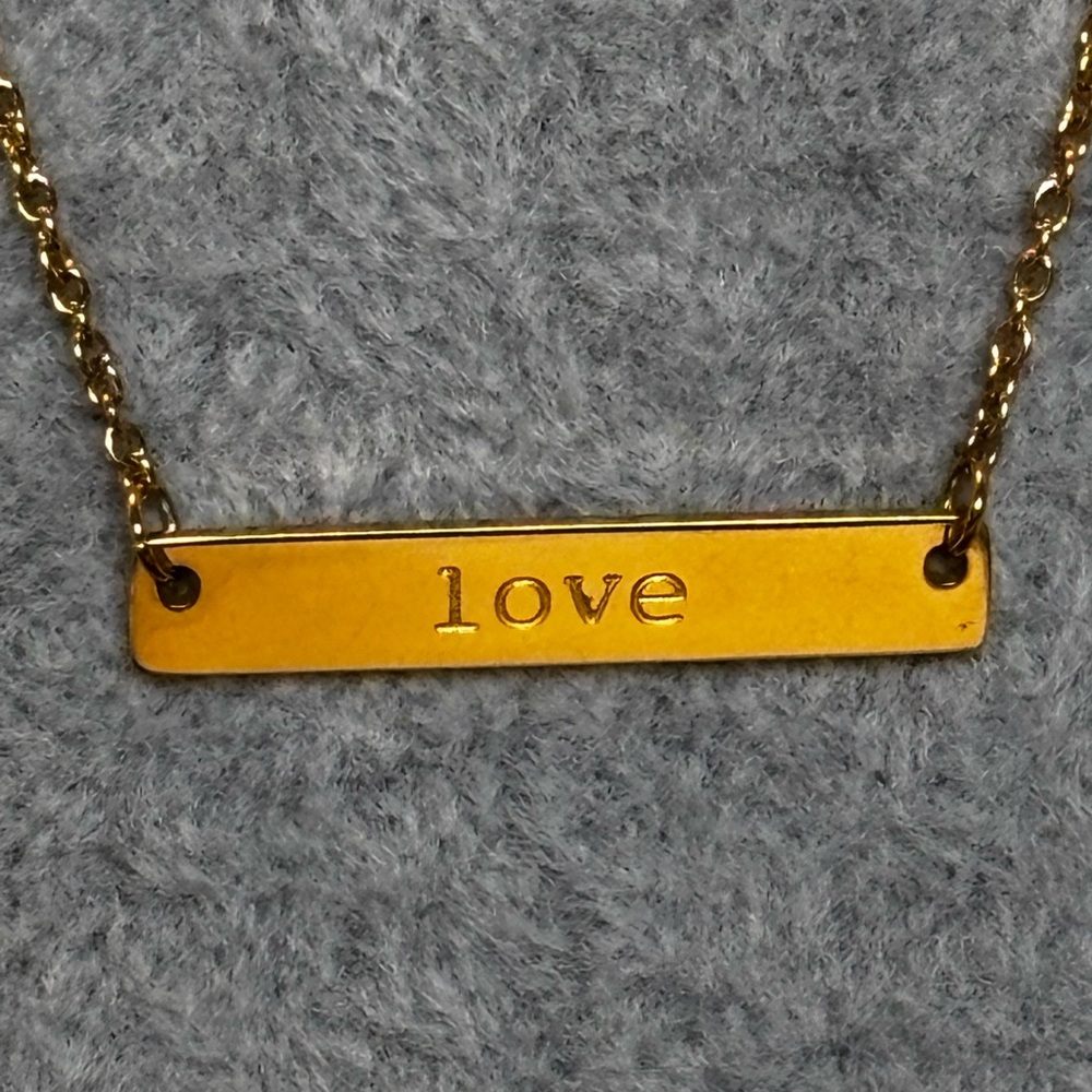 Jook and Nona LOVE bar Pendant Necklace 18k gold plated